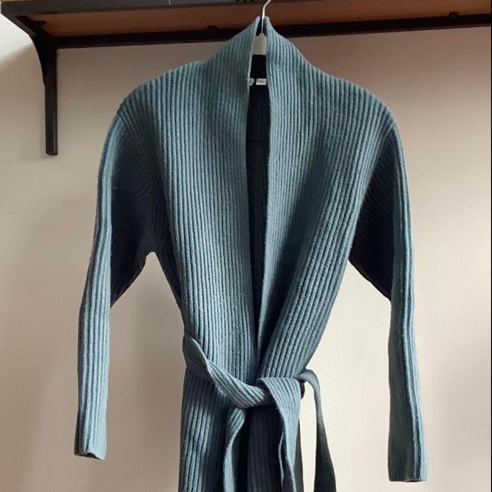 UNIQLO 100% Wool “Spruce” Blue-Green Long Cardigan with Belt, Size M